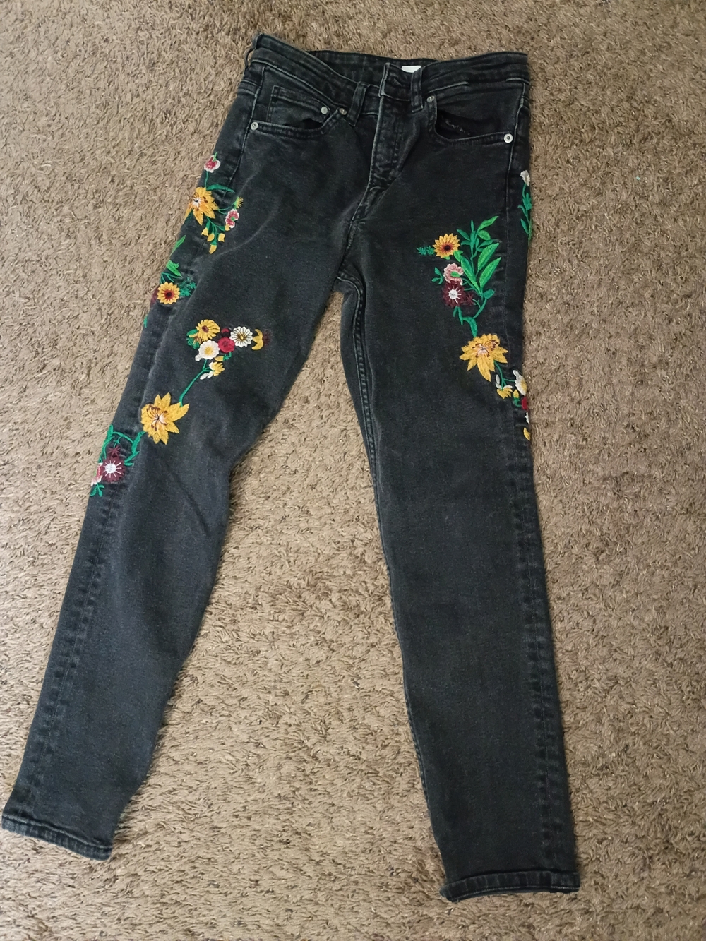 H&M Black Floral Embroidered Women's Jeans Sz 26